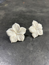 Load image into Gallery viewer, Handmade White Flower pearl Earrings - Delicate Clay Flowers Stud Earrings by Crystal wedding UK
