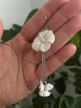 Load image into Gallery viewer, Handmade White Floral Polymer Clay Earrings: Gold Bar Dangle Bridal Jewelry
