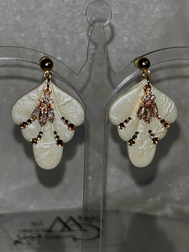 Bridal Clay Flower Earrings: Freshwater Pearls, Art Deco Wedding Jewelry
