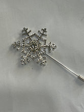 Load image into Gallery viewer, Crystal Snowflake Boutonniere: Winter Wedding Rhinestone Corsage
