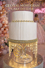 Load image into Gallery viewer, Personalised Crystal Monogram Cake Divider with Glass Slipper, LED Cake Separator, Luxury Wedding Quinceañera Cake Stand Insert
