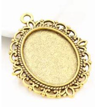 Load image into Gallery viewer, Personalized Bridal Bouquet Memorial Charm Wedding Keepsake Brooch Memorial Gift Memory locket

