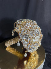 Load image into Gallery viewer, Gold brooch bouquet. Luxury Crystal pearl &amp; Brooch Bridal Bouquet
