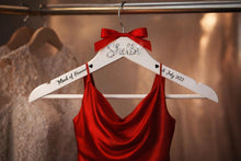 Load image into Gallery viewer, Personalised Hangers/ Swarovski crystal name Engraved Hangers Bride &amp; Bridesmaid/Wedding Gift/ Bridal Dress Hanger/Wedding Hanger/
