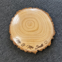 Load image into Gallery viewer, Personalized Wood Slice Cake Stand, Premium quality Varnished Engraved Rustic Wedding Display stand, Personalised log Slice
