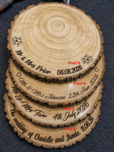Load image into Gallery viewer, Personalized Wood Slice Cake Stand, Premium quality Varnished Engraved Rustic Wedding Display stand, Personalised log Slice
