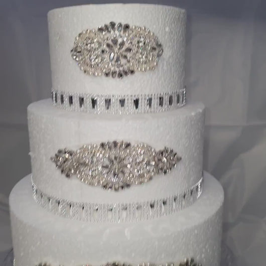 Rhinestone Cake Brooch Set for Wedding Cake, Silver Crystal Cake Bling, 3 Piece Cake Decoration, Bridal Cake Accessories