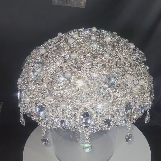 Silver Crystal Brooch Bouquet: Jeweled Wedding Bouquet