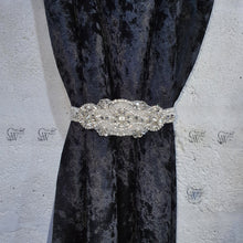 Load image into Gallery viewer, Crystal and Pearl Tie Backs, rhinestone Curtains hold backs, magnetic holders

