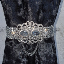 Load image into Gallery viewer, Crystal drapeTie Backs, rhinestone Curtains hold backs, magnetic holders
